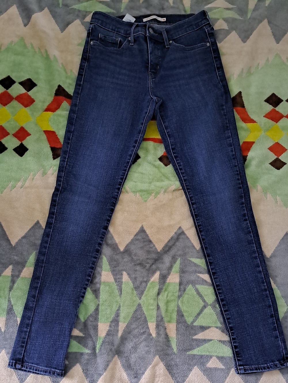 Classic Dark Blue Women’s Levis Skinny Jeans. 311 Straight Size 26